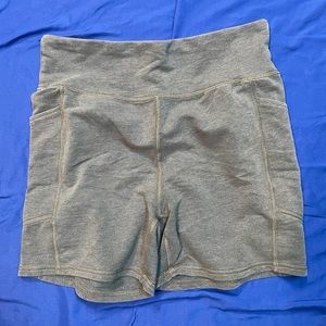 American Eagle pocket biker shorts